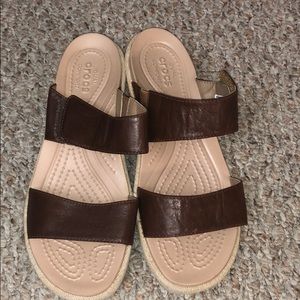 Brown crocs sandals